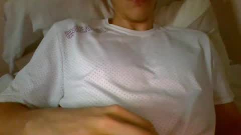 Snapshot of antonio_ricci chatting on March 5, 6:33 am antonio_ricci online show from March 5, 6:33 am