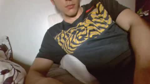 Snapshot of antonio_ricci chatting on March 8, 5:28 am antonio_ricci online show from March 8, 5:28 am