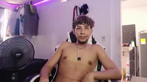 AnuarDHM online show from January 14, 5:54 pm