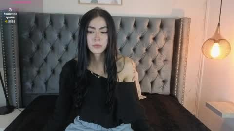 anya_belth online show from April 4, 7:21 pm