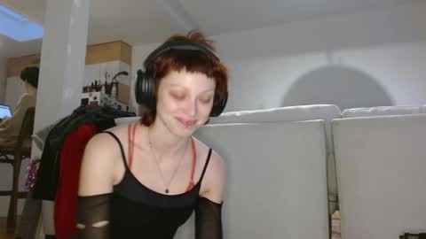 Lila online show from November 9, 9:17 pm