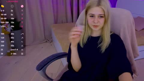 ApheliaStar online show from March 6, 7:24 pm