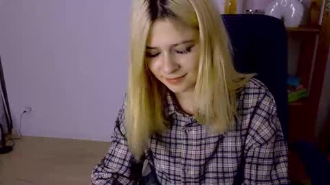 ApheliaStar online show from November 11, 3:58 pm