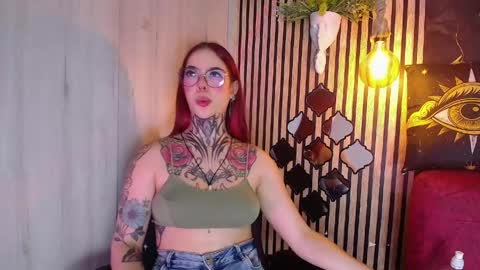 aphrodite__bloom online show from May 8, 11:43 pm