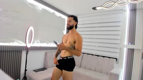 APOLO online show from February 25, 5:08 am