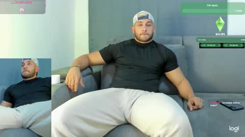 Snapshot of apolo_strange chatting on October 4, 9:01 pm apolo_strange online show from October 4, 9:01 pm