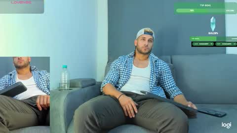 Snapshot of apolo_strange chatting on October 9, 11:54 pm apolo_strange online show from October 9, 11:54 pm