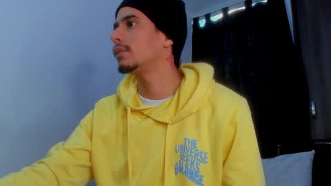 TONY INDEPENDENT MODEL online show from January 15, 1:09 pm