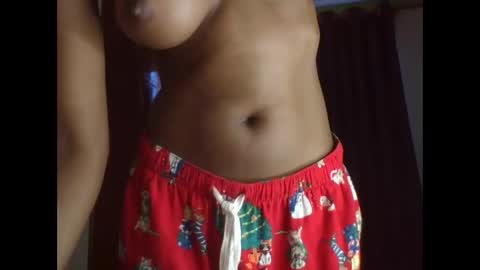 apple_bitch online show from November 24, 7:40 am