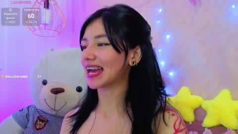   online show from April 3, 1:51 pm