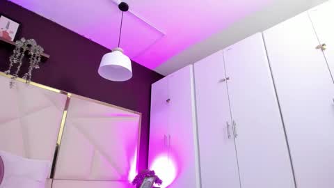 April online show from November 12, 11:34 am