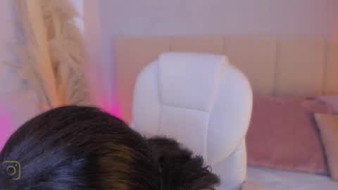 April online show from November 25, 10:47 am