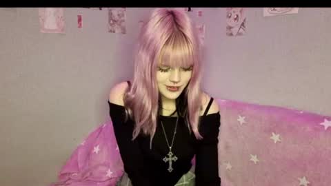 Alice D online show from June 12, 9:25 pm