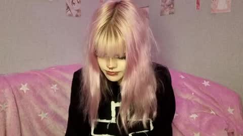 Alice D online show from June 7, 9:09 pm