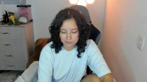 Snapshot of aqua_emilly chatting on October 22, 12:36 am aqua emilly online show from October 22, 12:36 am