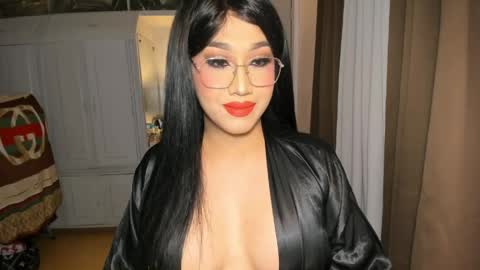 Alicia online show from March 29, 6:09 pm