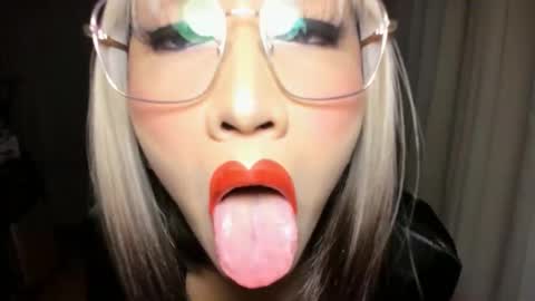 Alicia online show from November 10, 4:21 pm