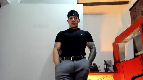 Jonathan online show from October 10, 8:57 pm