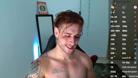 Snapshot of ares_blue chatting on January 17, 1:35 pm ares blue online show from January 17, 1:35 pm