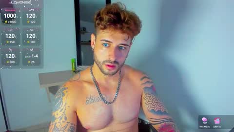 Snapshot of ares_blue chatting on September 20, 12:41 pm ares blue online show from September 20, 12:41 pm