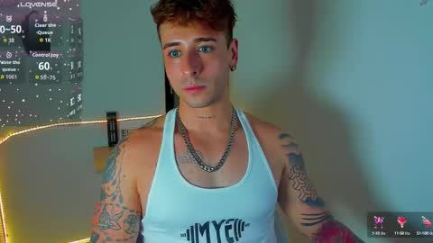 Snapshot of ares_blue chatting on September 23, 12:26 am ares blue online show from September 23, 12:26 am