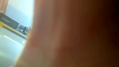 Snapshot of aresandnikk chatting on October 6, 5:03 am Ares And Nikk online show from October 6, 5:03 am