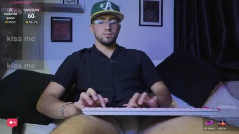 Mateo online show from July 10, 8:02 pm