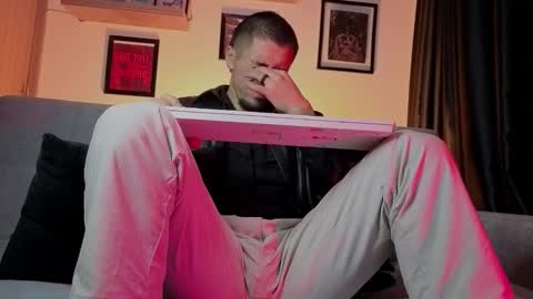 Mateo online show from November 16, 5:42 am