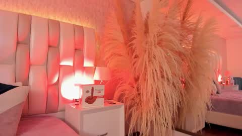 ari_lynn_ online show from March 4, 3:14 am