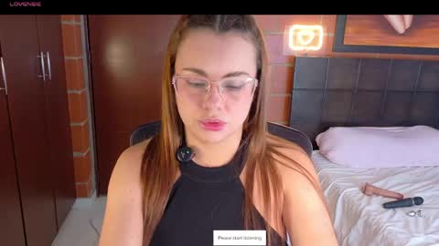 Aria online show from May 3, 3:01 am