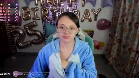 Linda online show from July 11, 1:43 am