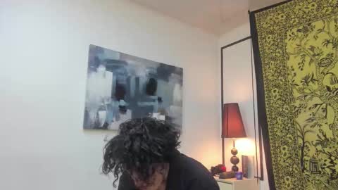 aria y orien  online show from January 6, 10:52 am