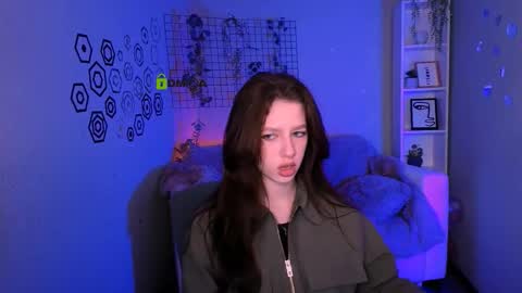 Aria online show from March 13, 11:57 am