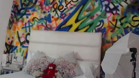 aria online show from January 23, 11:26 am