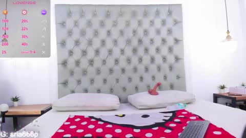 aria online show from November 28, 10:33 am