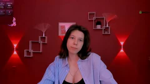 aria_wild_ online show from May 16, 7:12 pm