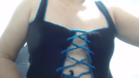 ...Ariana... online show from November 28, 6:59 pm