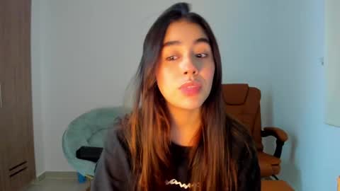 Aria Montgomery online show from February 24, 5:22 am