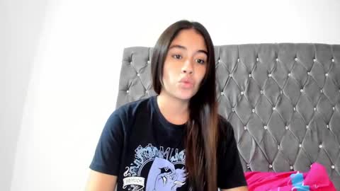 Aria Montgomery online show from January 25, 11:02 am