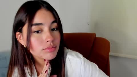 Aria Montgomery online show from February 1, 3:08 am