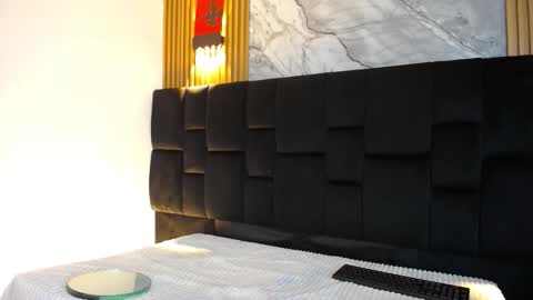 ariana_hill_ online show from November 10, 3:20 am