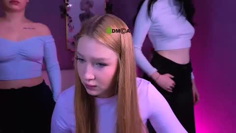 ariana_ross7 online show from December 3, 8:09 pm