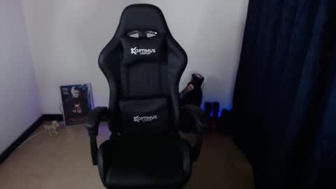 help me 100 hands up my OF is Free  online show from February 8, 12:25 am