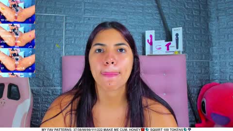 Snapshot of ariannalewis1 chatting on February 19, 9:58 pm Arianna online show from February 19, 9:58 pm