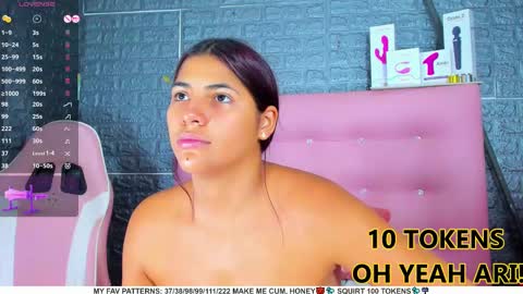 Snapshot of ariannalewis1 chatting on February 23, 9:59 pm Arianna online show from February 23, 9:59 pm