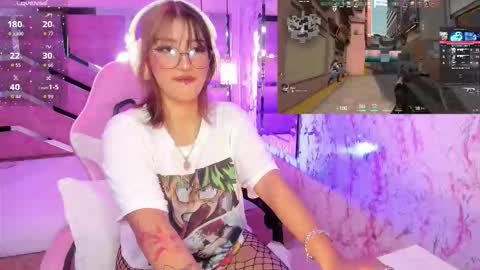 Aria online show from November 22, 2:04 pm