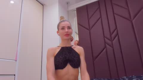 AriellaBlonde online show from February 22, 9:50 pm