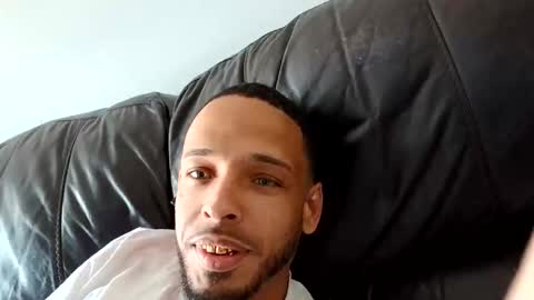 arielsuarez3051995 online show from May 14, 8:40 pm