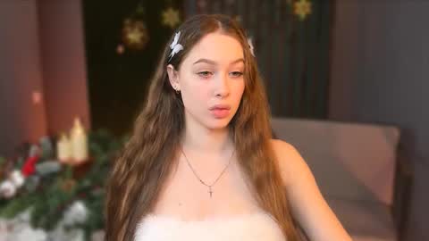 arielsykes online show from December 15, 8:16 pm