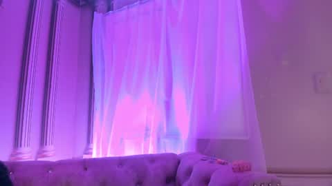 Arietta online show from June 25, 8:36 pm